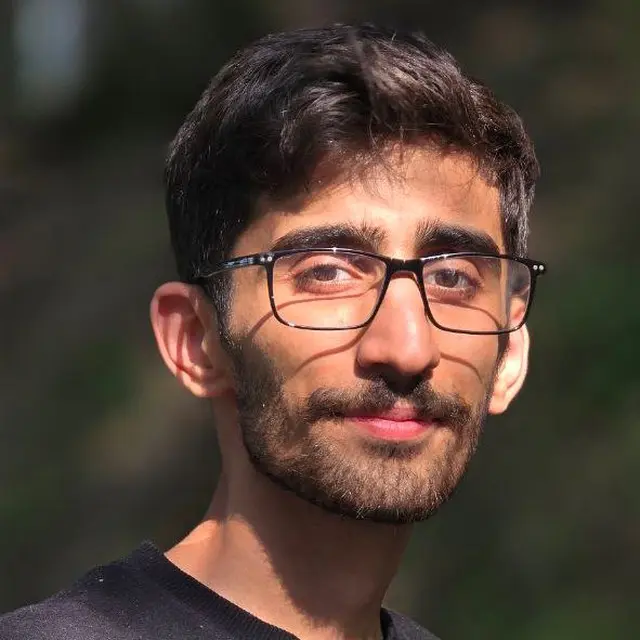 Masoud Azad portrait